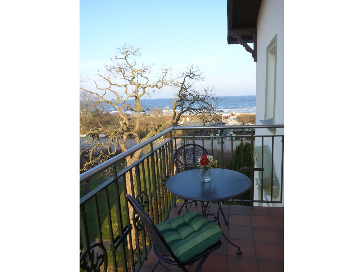 Balkon mit Meerblick